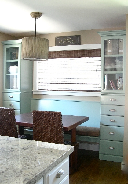 smart_simple_classic_kitchen_breakfast_nook_3