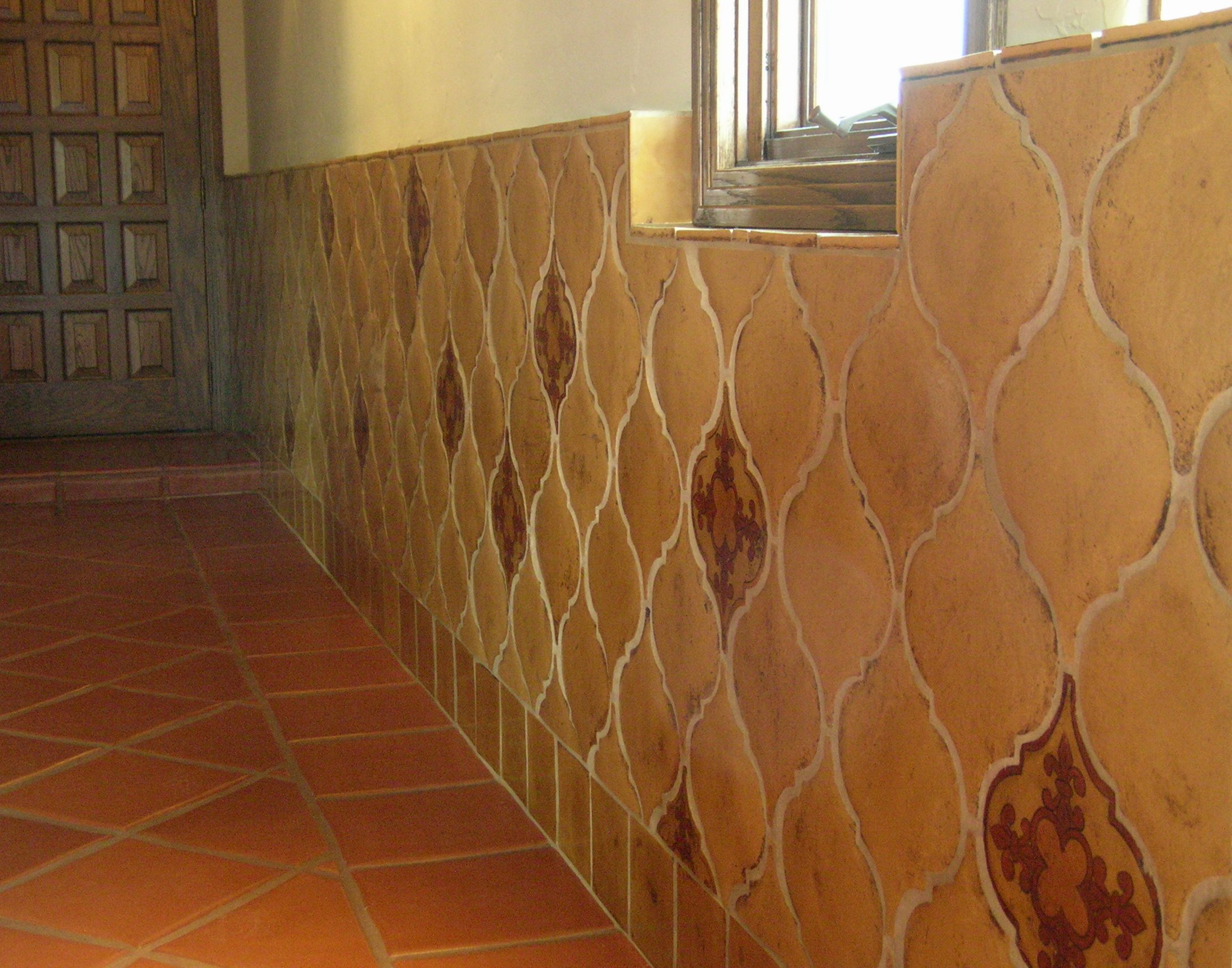 custom_tile_hand_painted_tile_create_garage_wainscot_3